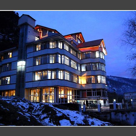 Hotel Out Town Manali  Exterior photo