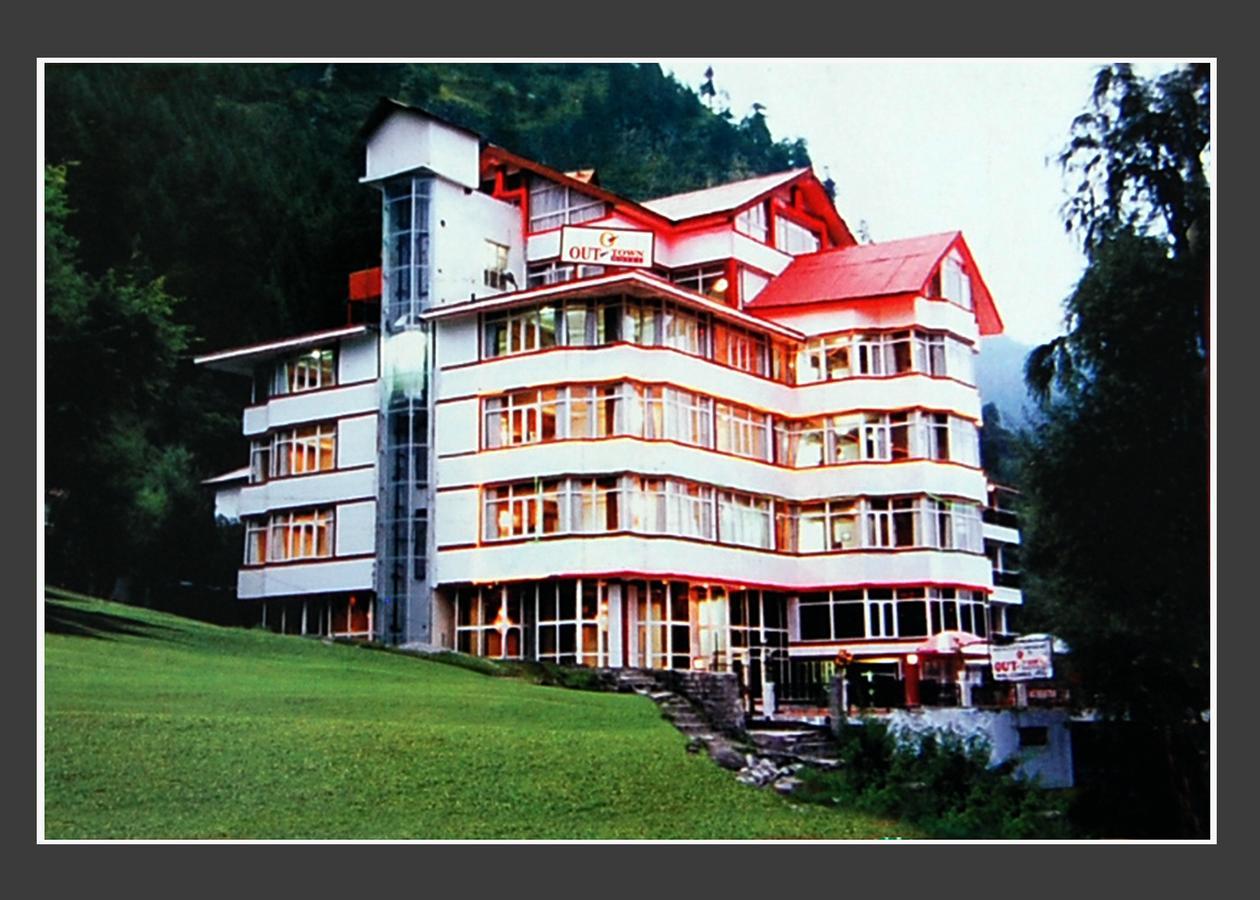 Hotel Out Town Manali  Exterior photo